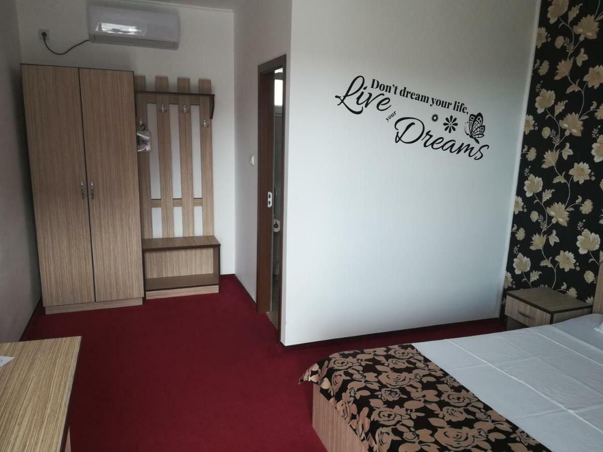 Casa Gogu Hotell Năvodari Eksteriør bilde
